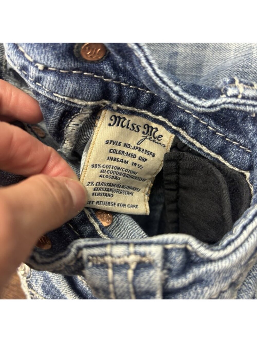 MISS ME Capri Jeans Embellished Sequins Distressed Light Wash Size 24 - Picture 7 of 12